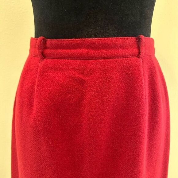 Small BURBERRYS Vintage Red Skirt - Picture 2 of 9